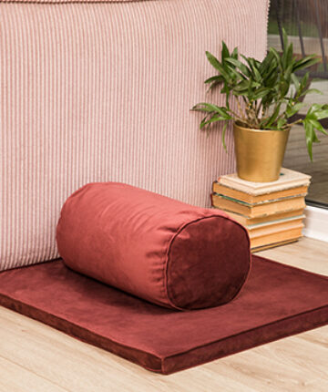 Ruby Meditation cushion Set zafu & zabuton