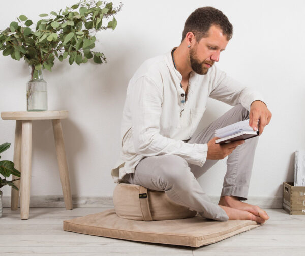 Meditation Zabuton square floor cushion - Image 3