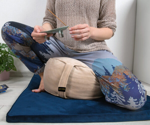 Zabuton Blue indigo ink velvet floor cushion meditation mat