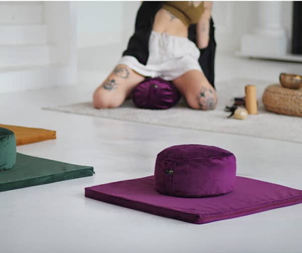 Zabuton velvet floor cushion meditation mat